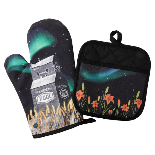 Saskatchewan Grain elevator on a black oven mitt set
